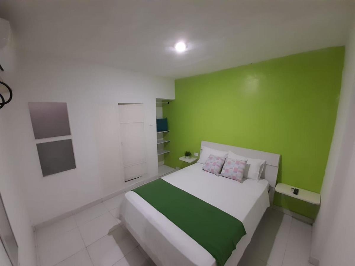 Tita'S Airport Hotel Cartagena Kültér fotó