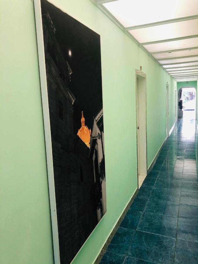 Tita'S Airport Hotel Cartagena Kültér fotó